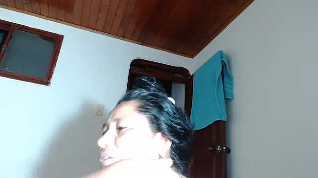 adrixxx38 online show from June 2026 06:26:01 AM