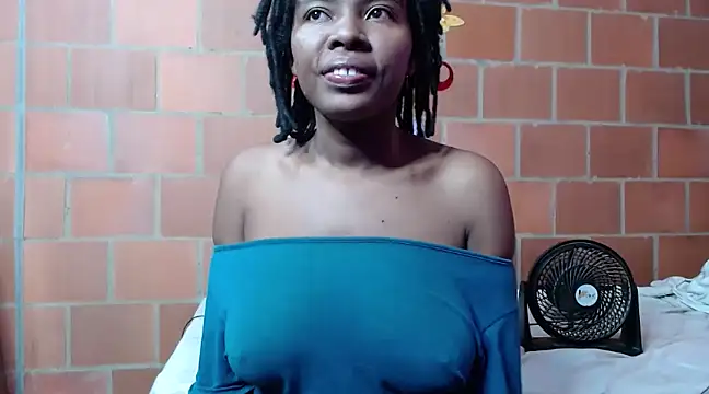 Snapshot of Magaharper10 chatting on February 2025 10:58:01 PM Magaharper10 online show from February 2025 10:58:01 PM