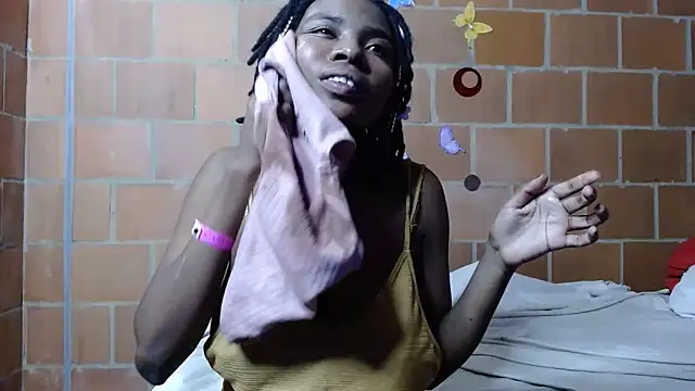 Snapshot of Magaharper10 chatting on February 2025 03:55:02 AM Magaharper10 online show from February 2025 03:55:02 AM