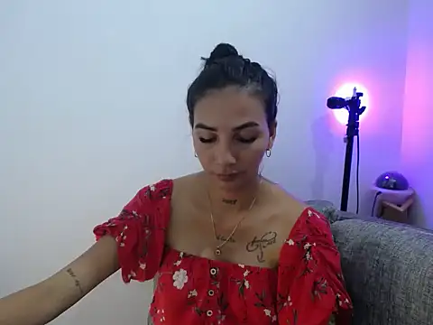 Allyson Smith online show from February 2025 01:23:02 AM