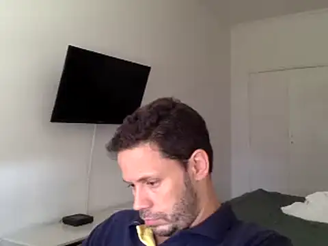 Snapshot of FelipeRiver chatting on March 2025 02:04:02 PM FelipeRiver online show from March 2025 02:04:02 PM