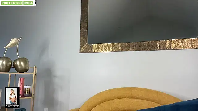 Snapshot of JordynGrange chatting on January 2025 06:07:01 PM JordynGrange online show from January 2025 06:07:01 PM