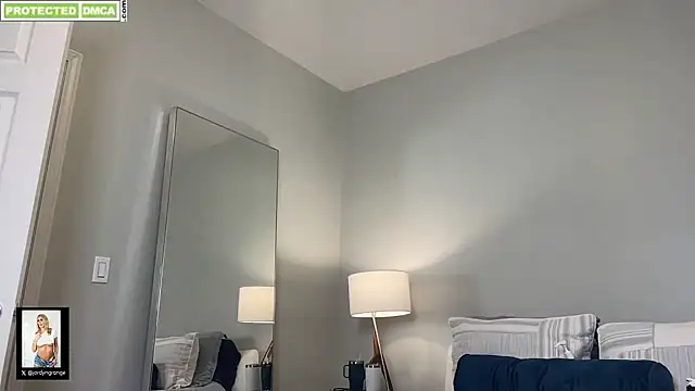 Snapshot of JordynGrange chatting on February 2025 10:25:01 PM JordynGrange online show from February 2025 10:25:01 PM