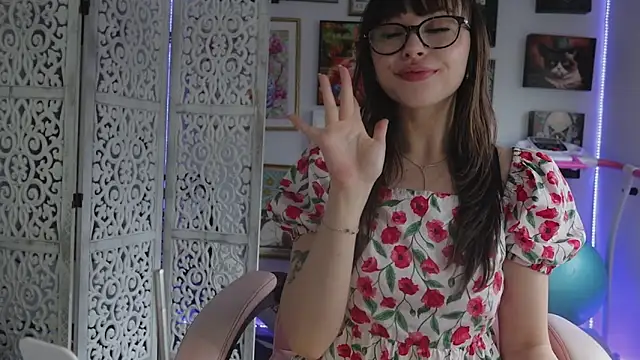 makiyahbelle online show from June 2026 06:16:02 AM