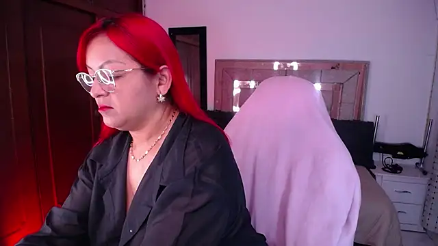 salomecastro  online show from October 2025 03:28:02 AM