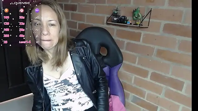 cristin doll  online show from May 2026 01:28:02 PM