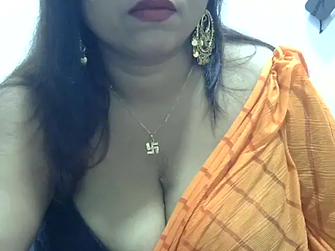 Snapshot of ROSEE_MERRYYYY chatting on March 2026 01:29:02 PM ROSEE MERRYYYY online show from March 2026 01:29:02 PM