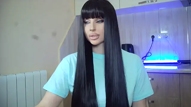 Lady Joli online show from July 2026 06:20:01 PM