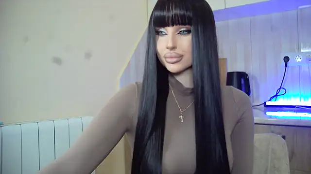 Lady Joli online show from August 2026 02:30:01 PM