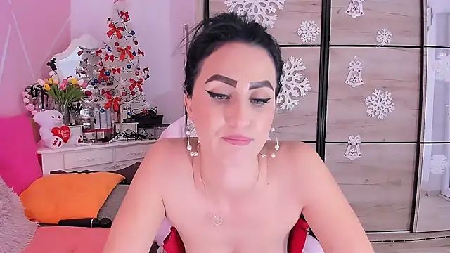 Snapshot of Maryelle chatting on December 2024 11:35:01 PM Maryelle online show from December 2024 11:35:01 PM