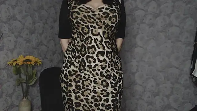 Aziza1 online show from March 2025 02:43:02 PM