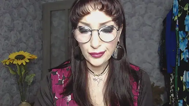 Aziza1 online show from May 2026 02:24:02 PM