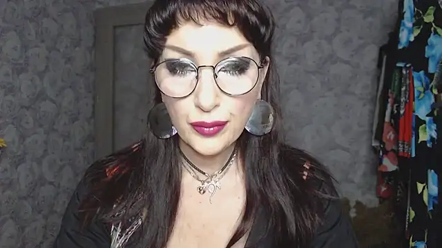 Aziza1 online show from June 2026 01:14:01 PM