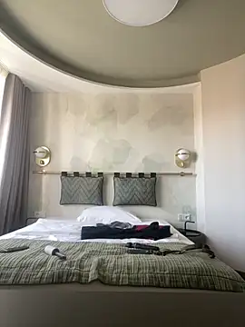 Etwas neugierig online show from January 2025 10:22:01 AM