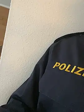 Etwas neugierig online show from February 2025 09:00:02 AM