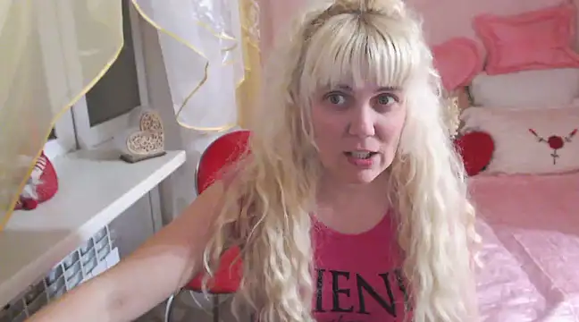 SunnySylvia online show from February 2025 05:09:02 PM