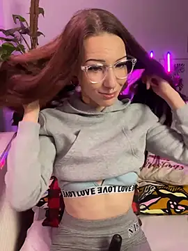 Snapshot of Trixie-Tainted chatting on January 2025 02:08:02 PM Trixie-Tainted online show from January 2025 02:08:02 PM