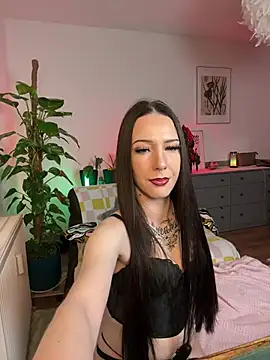 Snapshot of Trixie-Tainted chatting on March 2025 04:41:01 PM Trixie-Tainted online show from March 2025 04:41:01 PM