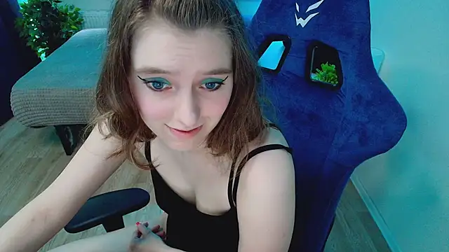 CranberryHot online show from June 2026 03:46:01 PM