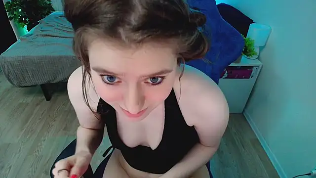 CranberryHot online show from August 2026 09:33:01 AM
