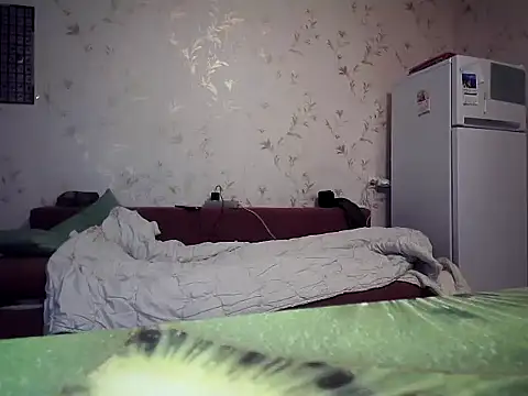 mimimi28 online show from February 2026 05:16:02 PM