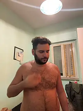 Snapshot of andrea92roma chatting on November 2025 10:43:01 PM andrea92roma online show from November 2025 10:43:01 PM