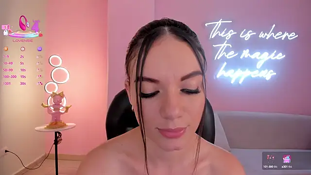 MorganHicks online show from March 2025 10:44:01 PM