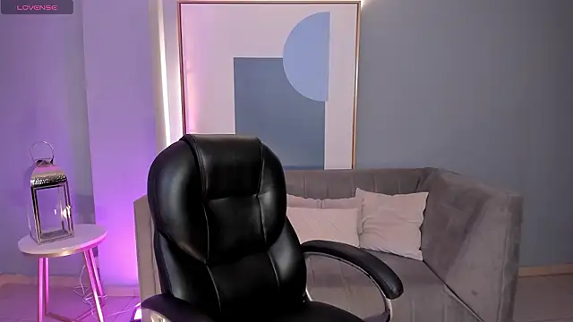 MorganHicks online show from February 2026 07:23:02 PM