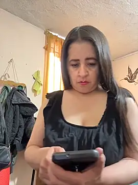 latinfemale online show from May 2026 08:06:02 PM