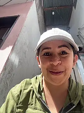 latinfemale online show from May 2026 03:22:02 PM