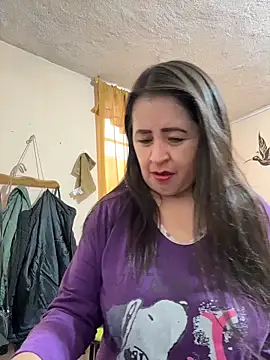 latinfemale online show from June 2026 08:45:01 PM