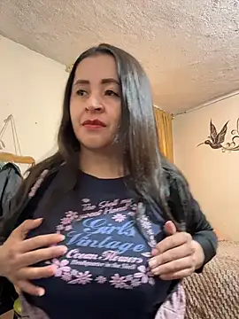 latinfemale online show from June 2026 08:40:02 PM