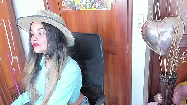 DestinyHills online show from September 2025 01:49:02 AM