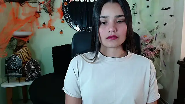 DestinyHills online show from October 2025 12:14:02 PM