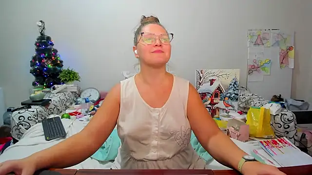 IamYourNarcotic online show from December 2025 02:13:01 PM