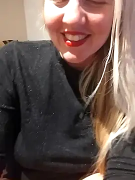 Snapshot of Mllesha74000 chatting on December 2025 07:07:01 PM Mllesha74000 online show from December 2025 07:07:01 PM