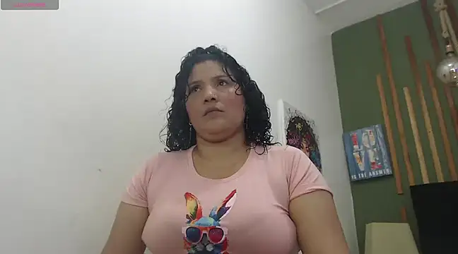 Snapshot of Sharloth_milf chatting on January 2025 03:53:02 PM Sharloth milf online show from January 2025 03:53:02 PM