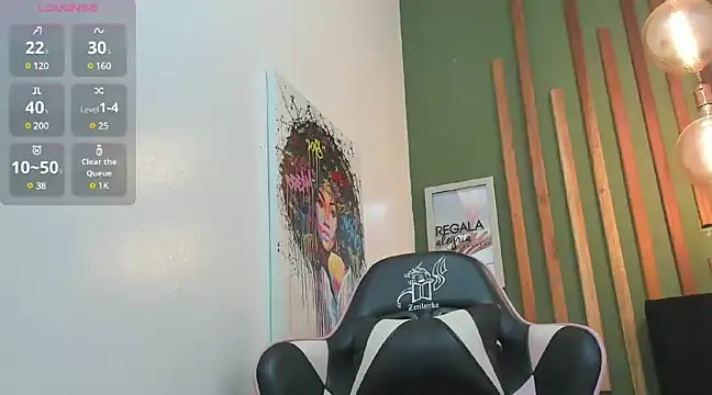 Snapshot of Sharloth_milf chatting on March 2025 10:45:02 PM Sharloth milf online show from March 2025 10:45:02 PM