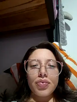 linda-schmidt online show from May 2026 01:00:01 AM