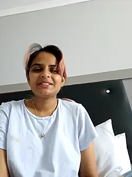 DirtySnowball69 online show from February 2026 07:40:01 AM