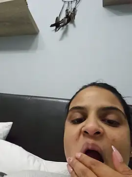 DirtySnowball69 online show from June 2026 10:03:02 PM