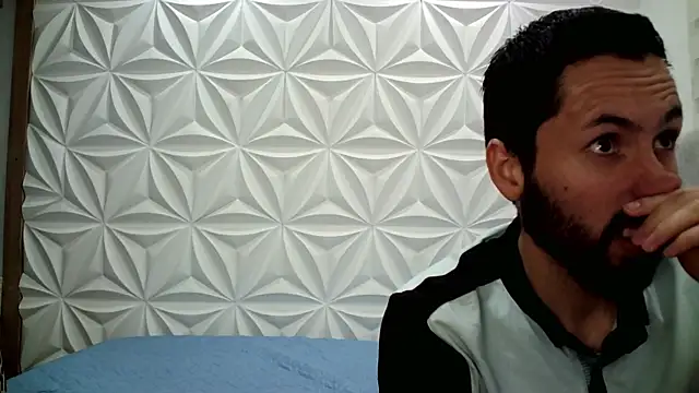 jerryandjessica online show from December 2024 10:21:02 PM