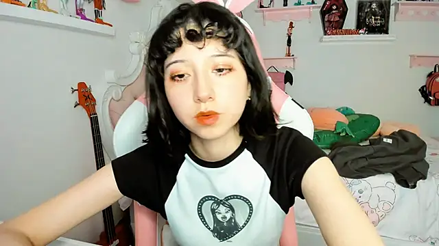 cherrycute online show from December 2025 07:37:01 AM