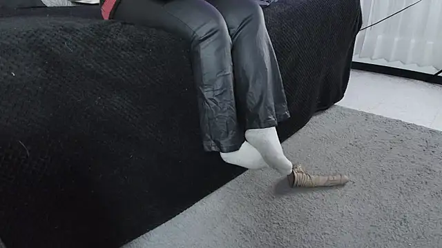  Jade 16 online show from January 2026 11:49:01 AM