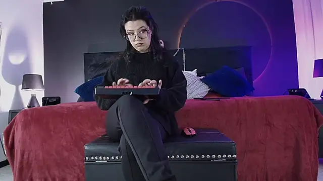  Jade 16 online show from May 2026 12:32:02 PM