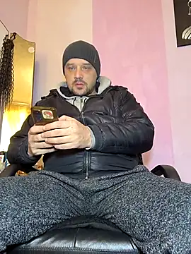 DanielOhCool online show from January 2026 08:18:01 AM