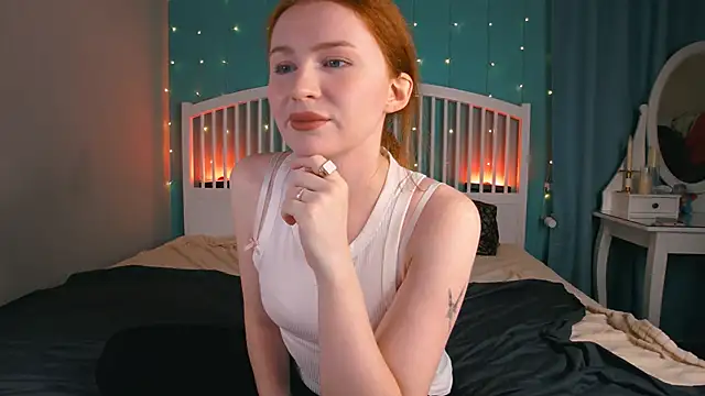 Snapshot of GingerArin chatting on November 2025 01:01:01 PM GingerArin online show from November 2025 01:01:01 PM