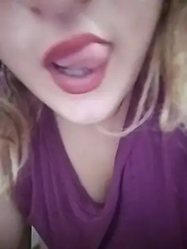 SWEETLUNA077 online show from September 2025 08:20:02 PM