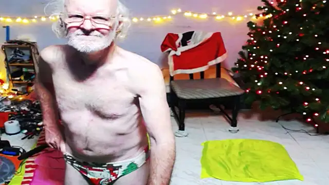 Snapshot of 1CuteAndSexy69 chatting on December 2024 01:10:01 AM 1CuteAndSexy69 online show from December 2024 01:10:01 AM
