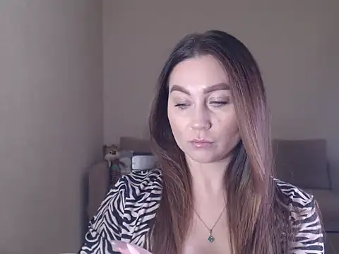 Snapshot of marishaarimova chatting on November 2025 03:01:02 AM marishaarimova online show from November 2025 03:01:02 AM